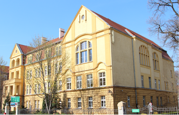 Główny budynek Fundacji Ewangelickiego Centrum Diakonii i Edukacji im. ks. Marcina Lutra